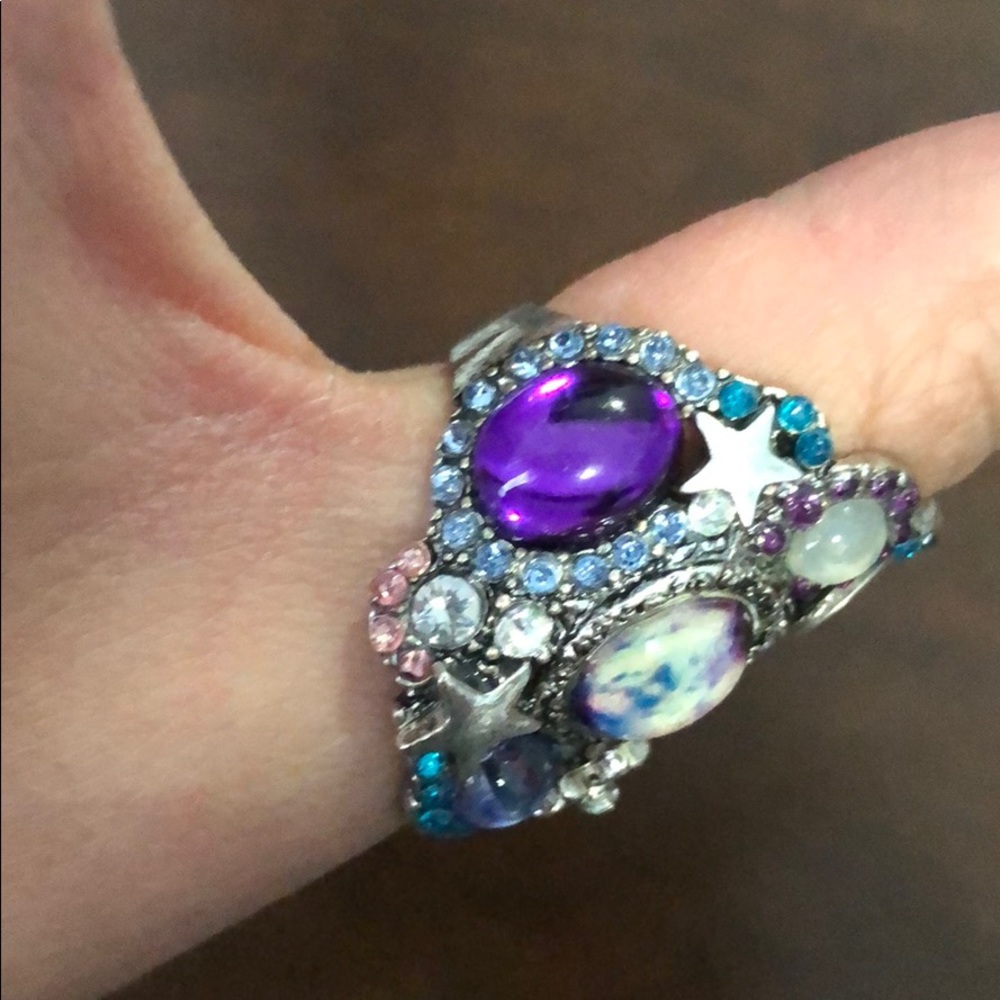 Ring - Picture 3 of 5